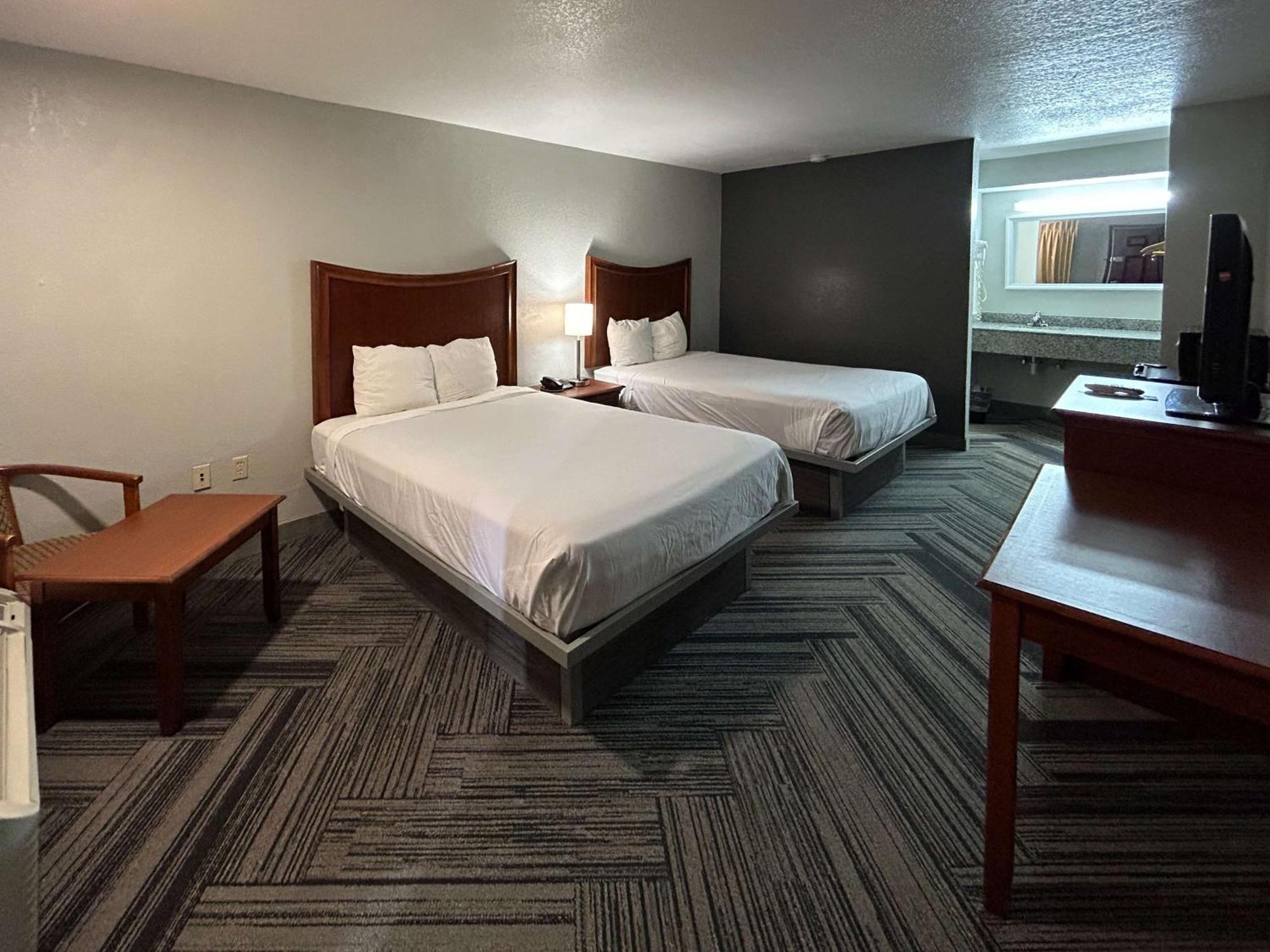 Motel 6 Ada Ok Bagian luar foto