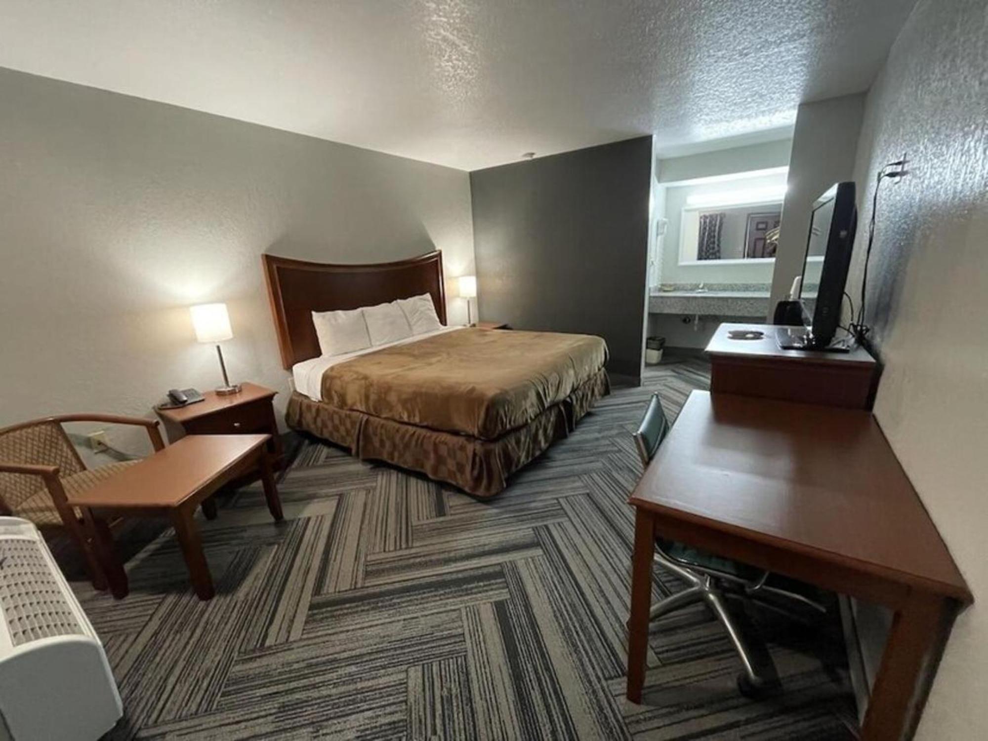Motel 6 Ada Ok Bagian luar foto